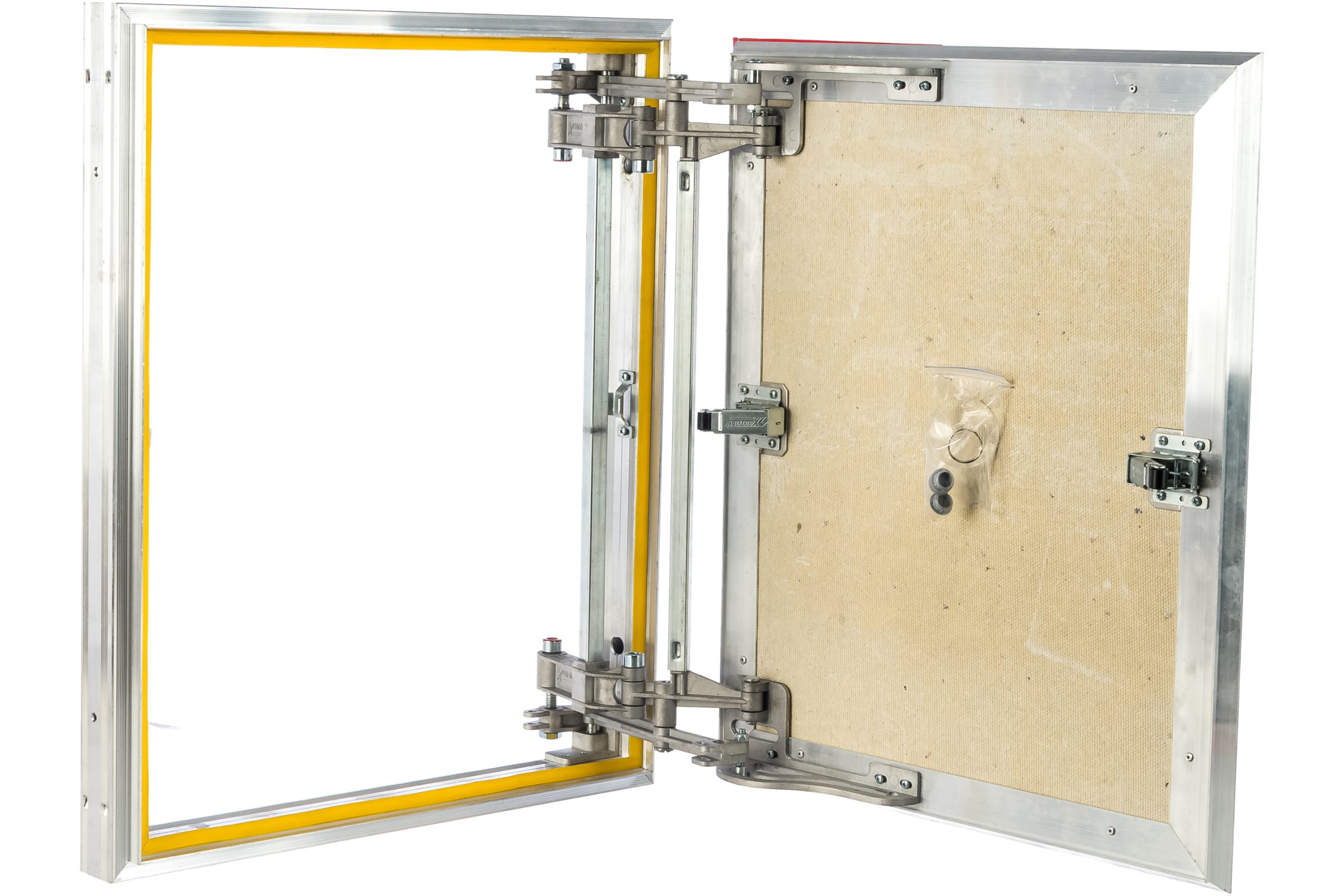 Хаммер люк 500х300. Монтаж люка хаммер. Монтаж люка хаммер. Люк ревизионный под плитку 150х150. Люк атр 20*40 евроформат r.