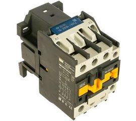 Контактор IEK КМИ-23210 32А, 220В, ИЭК KKM21-032-230-10 