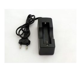 Зарядное устройство TANK007 для 1 аккумулятора 18650, 220В 18650ZU1 