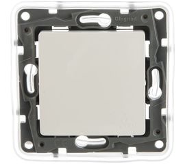 1-клавишный переключатель Legrand ETIKA IP44 белый 672200 