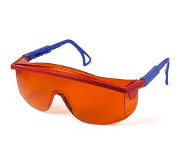 Защитные открытые очки РОСОМЗ О37 UNIVERSAL TITAN 2-2 PL 13712 