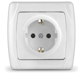 Розетка UNIVersal Маргарита с/з белая М0028 