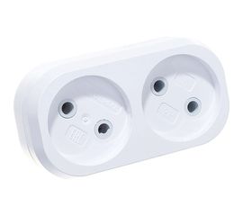 Плоский разветвитель 2 гнезда, без заземления, белый 6А 250В UNIVersal А202 