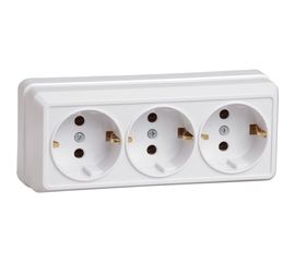 Трехместная розетка IEK РС23-3-ОБ, с заземляющим контактом, 16А, открытой установки, ОКТАВА, белый ERO31-K01-16-DC 