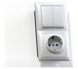 Комбинированный блок Кунцево-Электро СЕЛЕНА скрытой установки выключатель+розетка с з/к БКВР-412 8208 