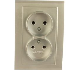 Двухместная розетка UNIVersal Бриллиант б/з серебро 7949766 