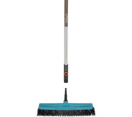 Комплект Gardena щетка для дорожек, рукоятка деревянная 03622-36.000.00 