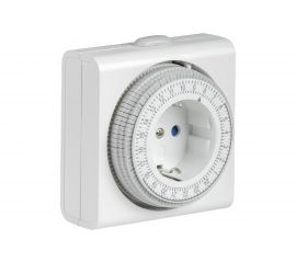 Розетка-таймер IEK РТМ-3 механический, 15мин, 24ч, 96on/off, 16А, IP20 ERT-21-1-16-S-15-0-20-K01 