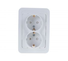 Двойная розетка IN HOME с заземлением, со шторками CLASSICO белая 2128x 4690612000985 