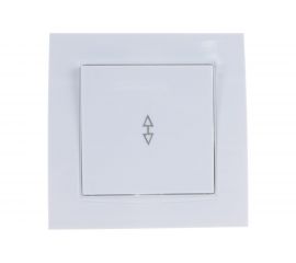 Одноклавишный проходной выключатель, белый UNIVersal Бриллиант 7947373 