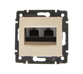 Механизм информационной розетки Legrand Valena 774131 