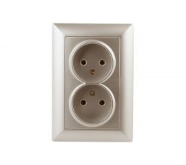 Розетка Intro 420404 2х2P, 16А, 250В, СУ, Solo, шампань Б0043329 