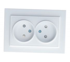 Розетка STEKKER 2-местная б/з, 220В, 10А с защитной шторкой, серия Эрна, белая 39053 