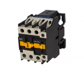 Контактор IEK КМИ-23211 32А 220В ИЭК KKM21-032-230-01 