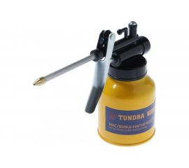 Масленка-нагнетатель TUNDRA металлический наконечник, 250 мл 1172295 