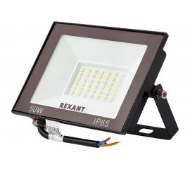 Светодиодный прожектор REXANT LED 50 Вт 4000 Лм 4000 K черный корпус 605-033 