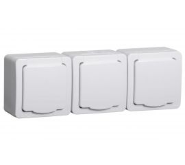 Трехместная розетка IEK РСб23-3-ГПБб, с заземляющим контактом, открытой установки, IP54, ГЕРМЕС PLUS, белый ERMP32-K01-16-54-EC 