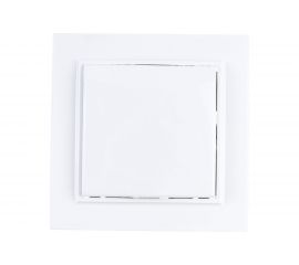 Розетка EKF Минск СП 1-местная, с заземлением и крышкой, с защитной шторкой, 16А, белая Basic SQERR16-029-100 