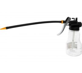 Масленка (250 мл; пластиковый корпус; гибкий наконечник) TUNDRA 5232160 