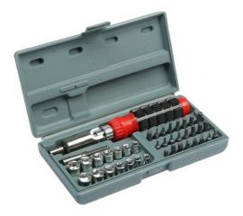 Реверсивная отвертка TUNDRA с набором бит и головок в кейсе, 40 предметов 881844 