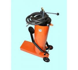 Маслонагнетательный бачок CNIC LD-24023D 10 л, с механическим ножным приводом 38712 