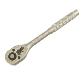 Трещотка 1/4 дюйма 45 зуба 155мм с металлической ручкой AV Steel AV-508614 