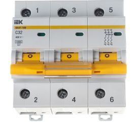 Автоматический модульный выключатель IEK 3п C 32А ВА 47-100 10кА ИЭК MVA40-3-032-C 