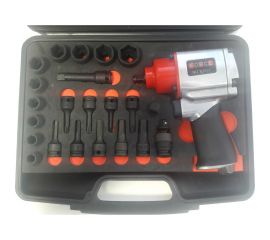 Гайковёрт с набором ударных головок FORCE 3233 