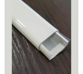 Кабель-канал DECONIKA 30x10мм 2,2м 001-G Белый глянец Д-КК30х10 001-G БЕЛ Г 