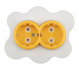 Розетка KRANZ Яичница двойная с заземлением и защитными шторками, желтая/белая KR-78-0632 