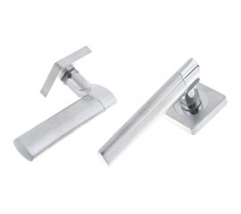 Дверная ручка на квадратной розетке Марчелло РЕНЦ DH 57-02 SC/CP 