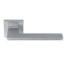 Дверная ручка MORELLI MH-51-S6 SC ""Plateau"" на квадратной розетке 6 мм, матовый хром 9013385 