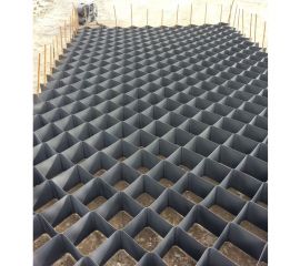 Георешетка объемная 30.20 (5600х3300х200 мм; 1.35 мм; черный) ГЕОКАРКАС 4673726848056 