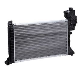 Радиатор охлаждения для автомобилей Sprinter A/C+ LUZAR LRc 1530 