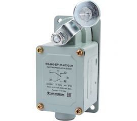 Концевой выключатель Электротехник ВК-200-БР-11-67У2-21, рычаг с роликом, без сальника, ход вправо, cамовозврат, ступень 2- 51мм, IP67, ET051928 