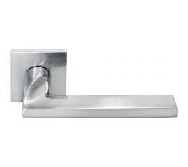 Дверная ручка на квадратной розетке MORELLI MH 50 S6 SC, 6 мм, цвет - мат. хром 9013391 