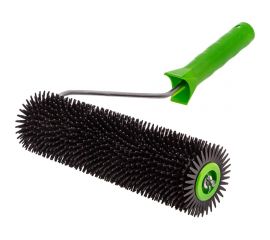 Игольчатый валик для наливных полов СИБРТЕХ с ручкой, острая игла, 240 мм 81110 