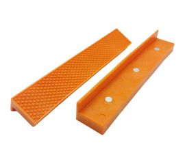 Губки тисков (пара) 150 мм полиуретановые накладные, магнитные BESTE AC01102157 