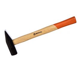 Молоток 800г, деревянная ручка Вихрь 73/6/8/4 
