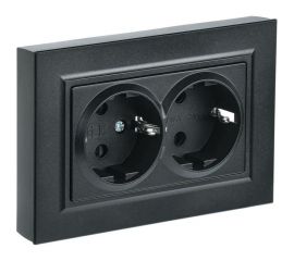 2-местная розетка IEK Brite рсш12-3-брч с заземлением, с защитными шторками, 16А, в сборе, черный BR-R24-16-K02-F 