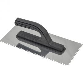 Зубчатая гладилка КЭС 4x4 мм, нержавеющая сталь, пластиковая рукоятка, 130x270 мм 10100002 