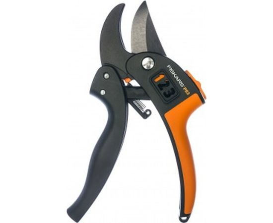 Контактный секатор с храповым механизмом Fiskars 1000575 (111670) 