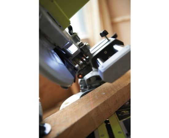 Торцовочная пила Ryobi EMS216L 5133001197 – изображение 5