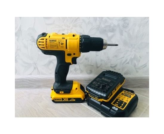 Дрель-шуруповерт Dewalt 2.0 Ач DCD771D2 – изображение 5