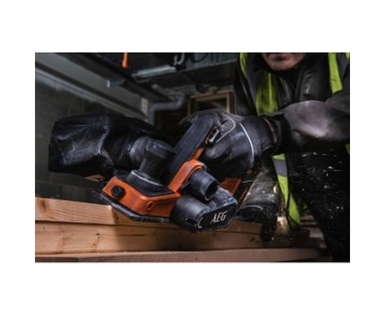 Бесщеточный аккумуляторный рубанок AEG BHO18BL-0 4935464988 – изображение 5