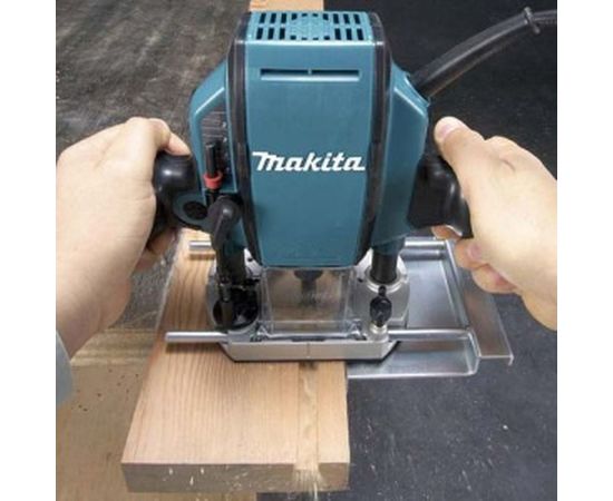 Фрезер Makita RP0900 – изображение 11