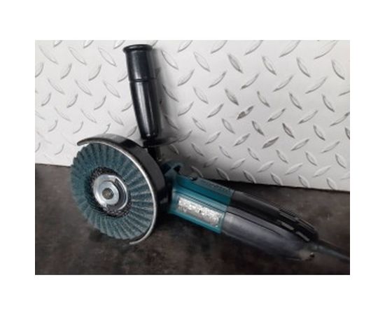 Угловая шлифмашина Makita GA 5030 – изображение 6