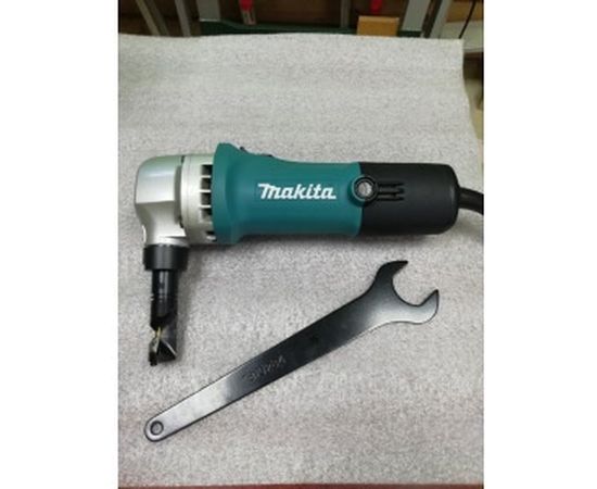 Высечные ножницы Makita JN 1601 – изображение 7