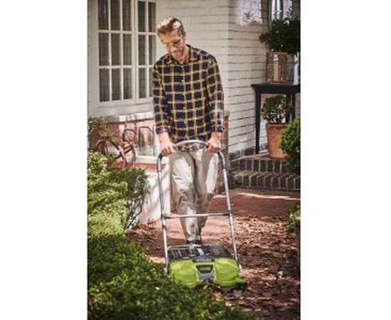 Аккумуляторная щеточная уборочная машина Ryobi R18SW3-0 5133004365 – изображение 3