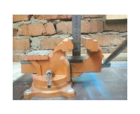 Слесарные поворотные тиски 125 мм с наковальней SPARTA 186255 – изображение 4